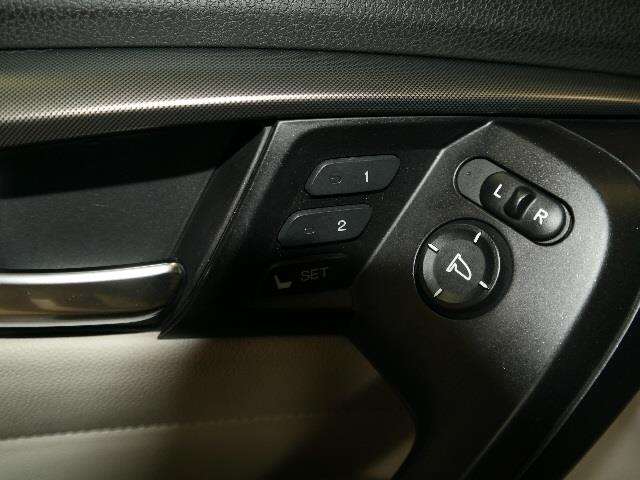 2017 Volkswagen Passat 1.8T R-Line 4dr Sedan